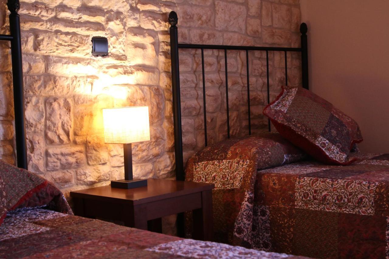 Hostal Del Senglar Espluga de Francolí Dış mekan fotoğraf