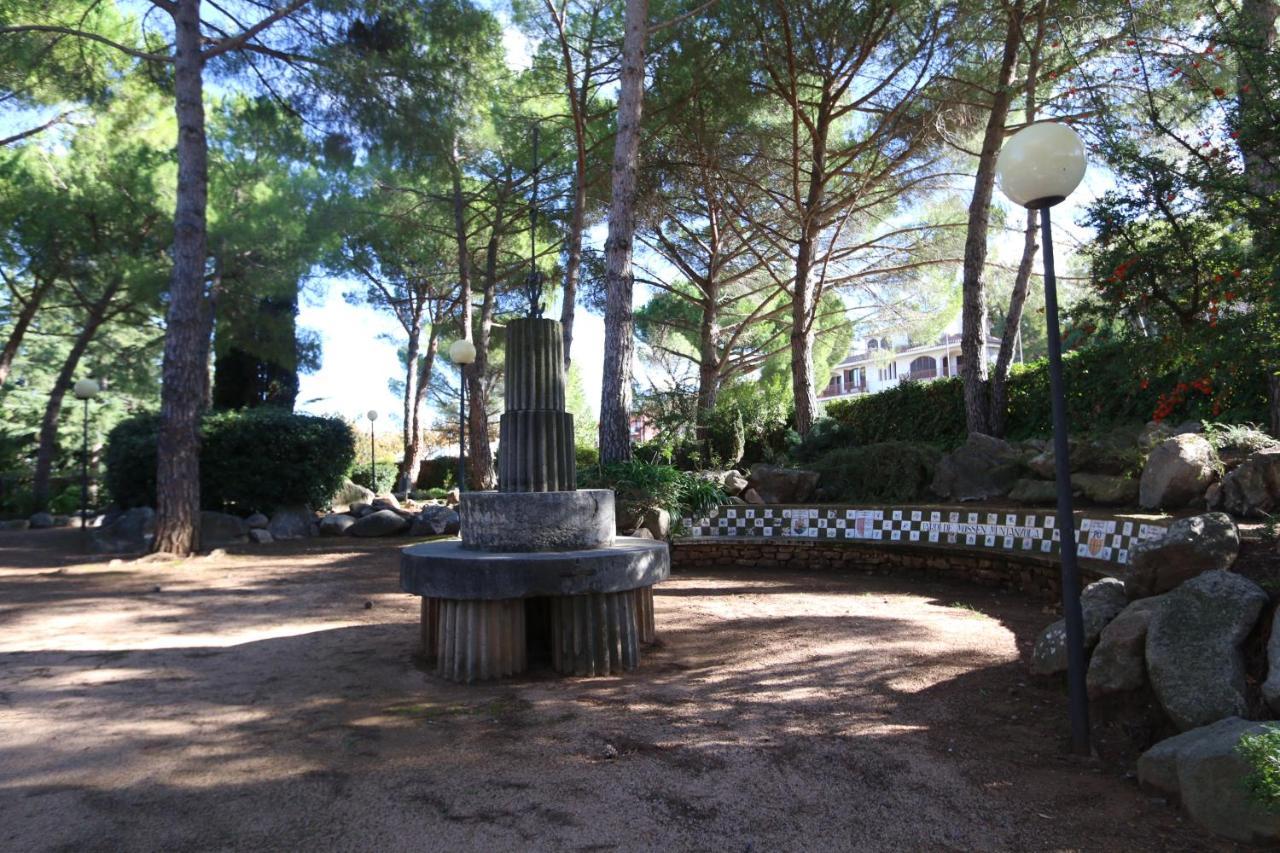 Hostal Del Senglar Espluga de Francolí Dış mekan fotoğraf