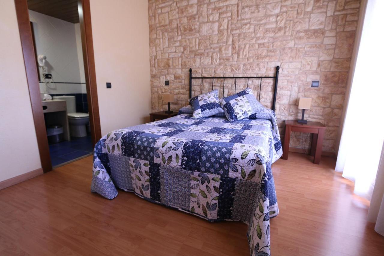 Hostal Del Senglar Espluga de Francolí Dış mekan fotoğraf